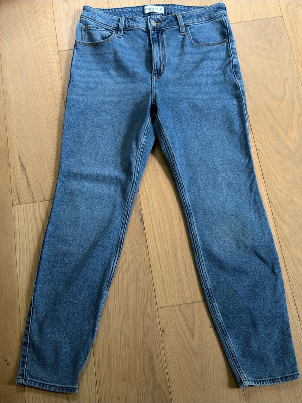 Abercrombie & Fitch Men's Slim Straight Blue Jeans